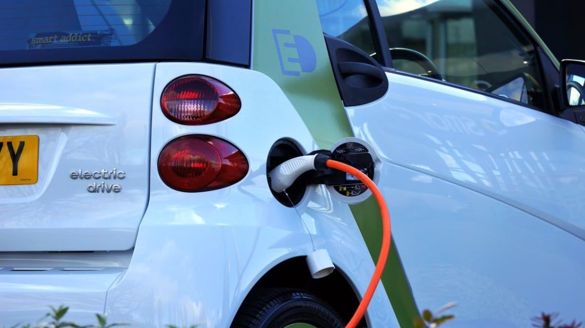 Electromobility - how to draw subsidies and achieve savings?